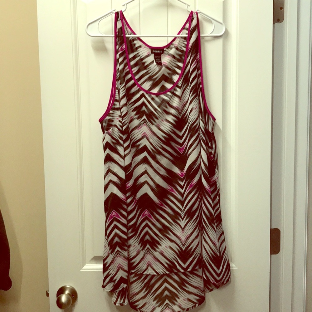Torrid 2 HiLo Sheer Tank